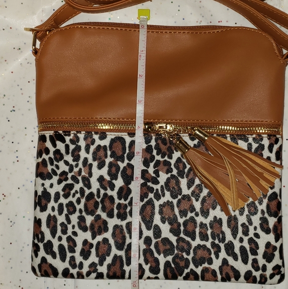 ‼️CLEARANCE PRICE FIRM‼️🎉💥Vegan Leather💥🎉 - Picture 8 of 8